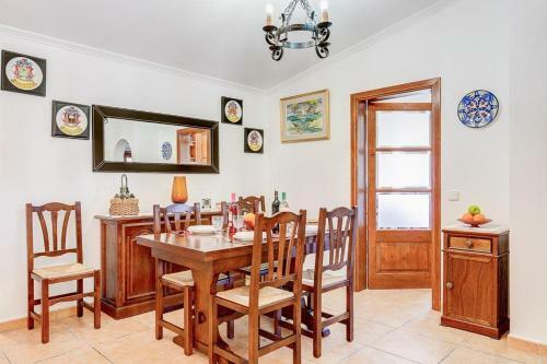 Pollenca Villa Sleeps 5 Pool Air Con Wifi
