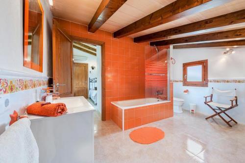 Pollenca Villa Sleeps 6 Pool Air Con Wifi