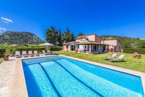 Pollenca Villa Sleeps 9 Pool Air Con Wifi