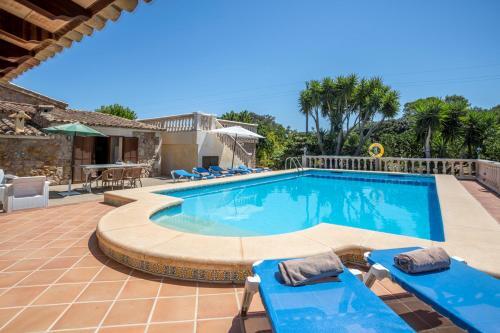 Pollenca Villa Sleeps 6 Pool Air Con Wifi