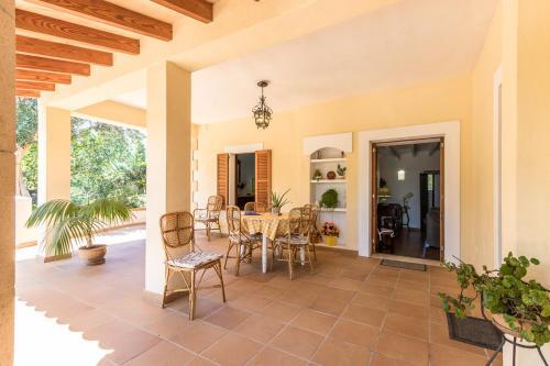 Pollenca Villa Sleeps 6 Pool Air Con Wifi