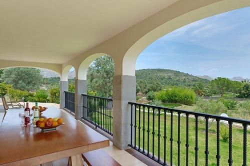 Pollenca Villa Sleeps 8 Pool Air Con Wifi