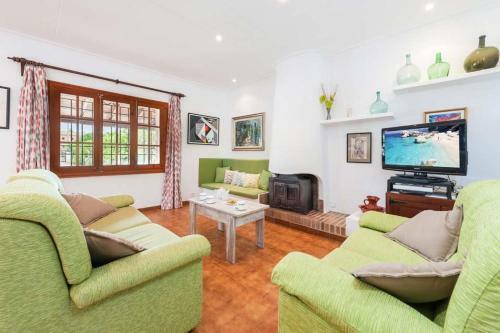 Pollenca Villa Sleeps 6 Pool Air Con Wifi
