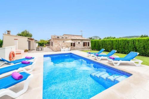 Pollenca Villa Sleeps 6 Pool Air Con Wifi