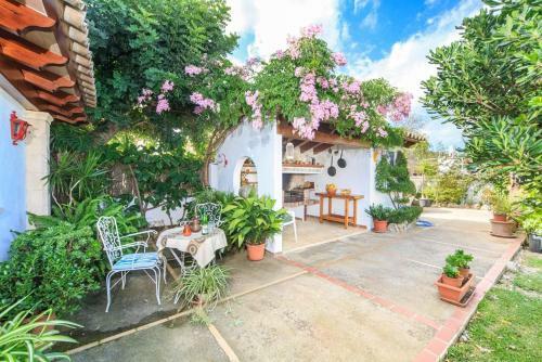 Pollenca Villa Sleeps 4 Pool Air Con Wifi