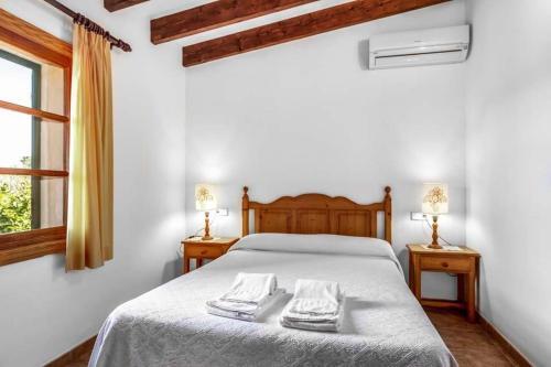 Pollenca Villa Sleeps 6 Pool Air Con Wifi