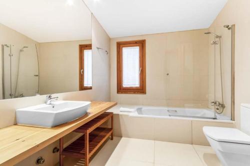 Pollenca Villa Sleeps 10 Pool Air Con Wifi