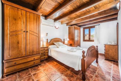 Pollenca Villa Sleeps 4 Pool Air Con Wifi