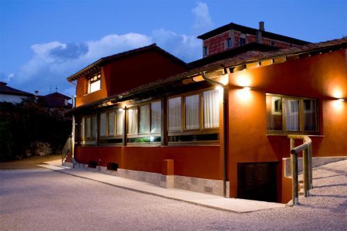 Hotel Y Apartamentos El Cam�n