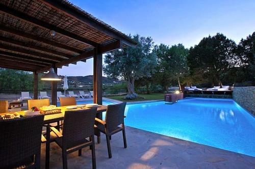 Port D'es Torrent Villa Sleeps 12 Pool Air Con Wifi