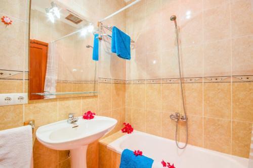 Port D'alcudia Villa Sleeps 6 Air Con Wifi