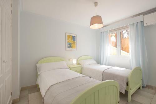 Villa Llenaire - La Goleta Villas