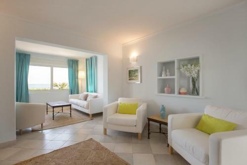 Villa Llenaire - La Goleta Villas