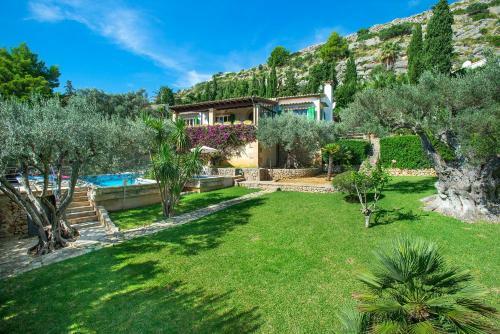Magnific Villa El Vila With Amazing Views