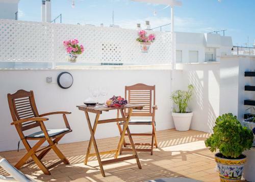 Summerland Apartments Rota