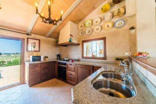 Sa Pobla Villa Sleeps 6 Pool Wifi