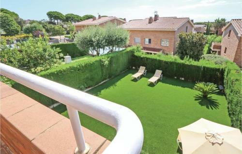 Five-bedroom Holiday Home In Sant Vicenc de Montalt