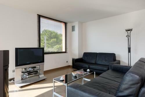 Tamariu Villa Sleeps 8 Pool Air Con