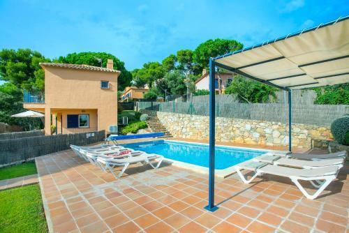 Tamariu Villa Sleeps 8 Pool Wifi