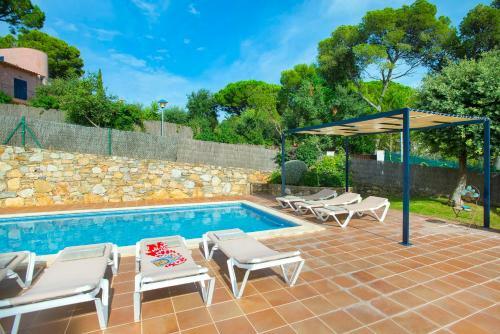 Tamariu Villa Sleeps 8 Pool Wifi