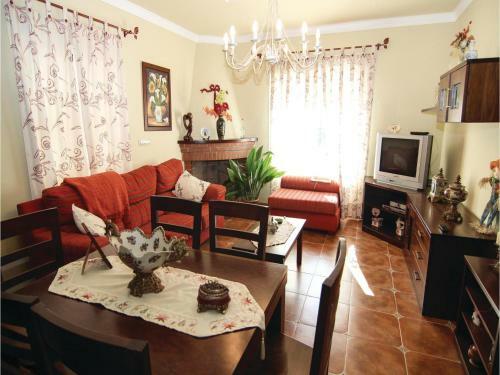 Three-bedroom Holiday Home In Torrox