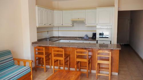 Apartamentos Jard�n Del Conde