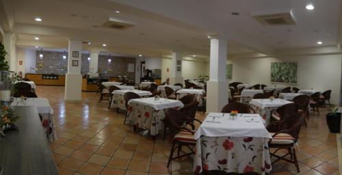 Apartamentos Jard�n Del Conde