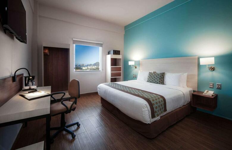 Hotel Comfort Inn & Suites Los Cabos