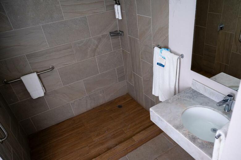 Hotel Comfort Inn & Suites Los Cabos
