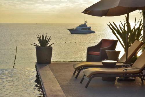 Beachfront With Incredible View, Hacienda Villa 11