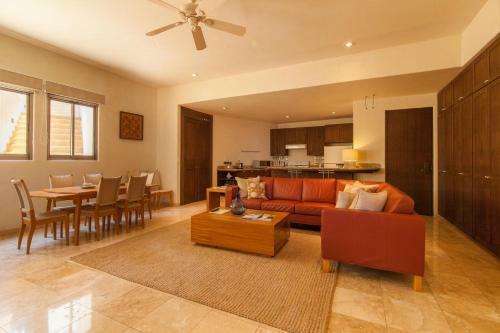 Full Service Stunning Oceanfront At Villa Penasco