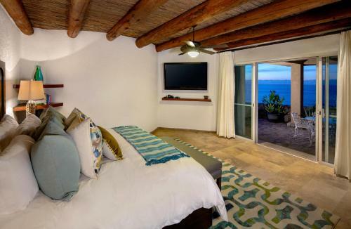 Panoramic Ocean Views At Hillside Casa Mirador