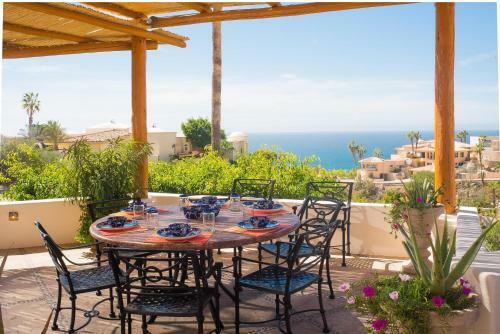 Gorgeous Ocean View Fits 17 Guests, Villa Del Sol