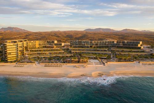 Hotel Solaz Signature Suites
