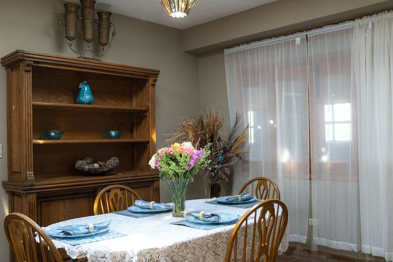 Tadeo Inn Bed & Breakfast