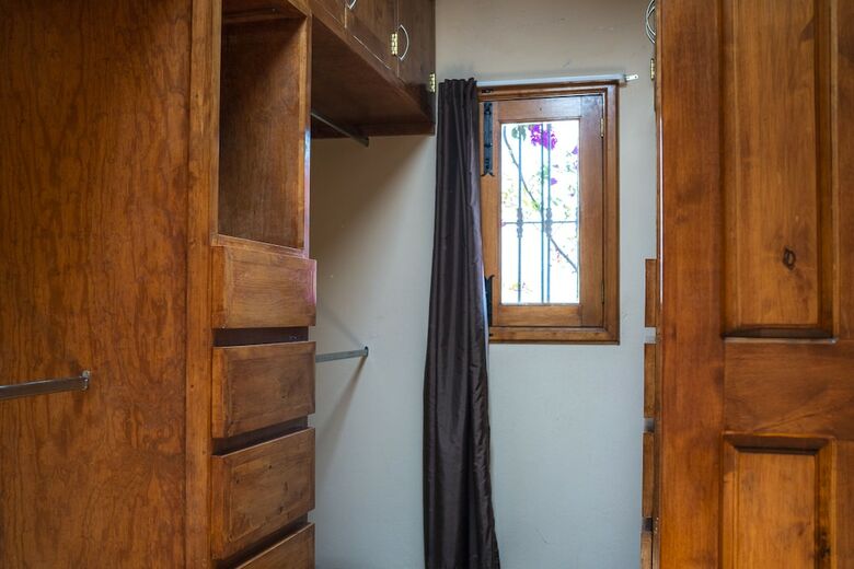 Tadeo Inn Bed & Breakfast
