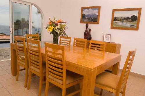 Family&groups Steps From Beach, Villa Oceano, 4 Br