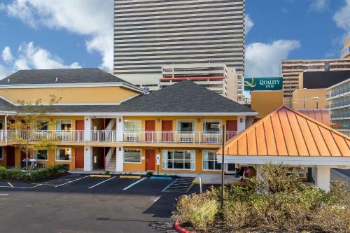 Hotel Quality Inn Flamingo