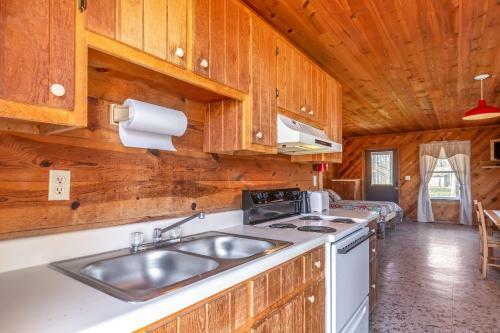 Indian Lakes Camping Resort