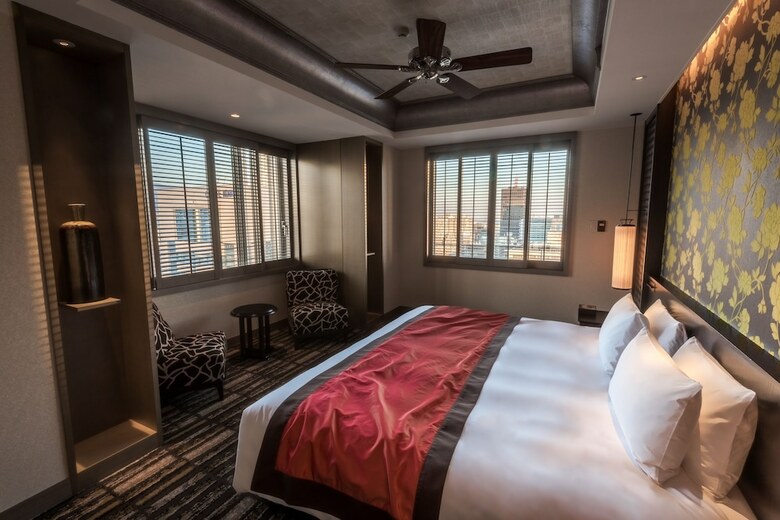 Oriental Hotel