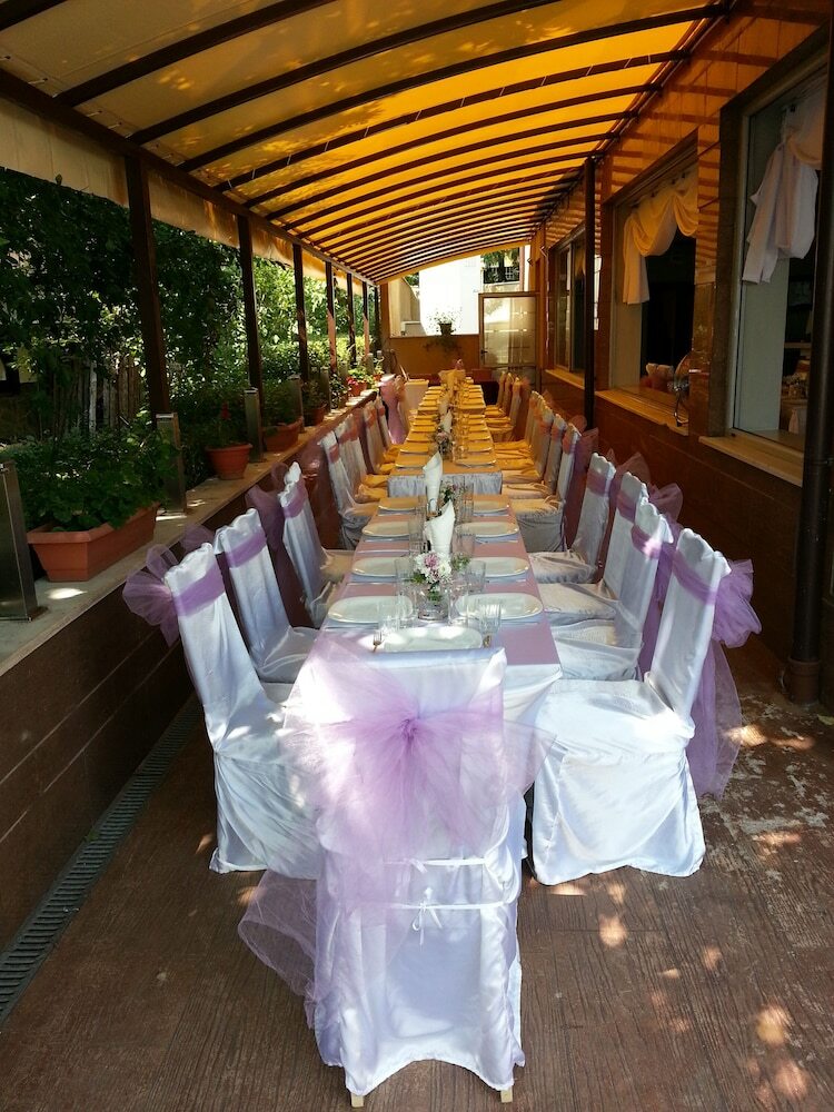 Business Hotel Elate Plaza