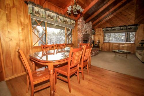 Moose Creek Chalet-1237 By Big Bear Vacations