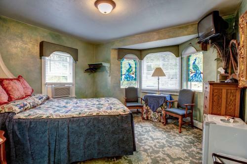 Amid Summer's Inn Bed And Breakfast