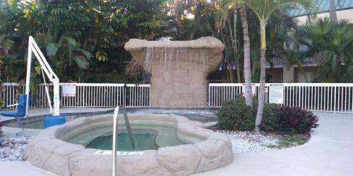 Surestay Plus Hotel By Best Western Clearwater Central