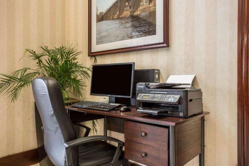 Hotel Comfort Inn & Suites Ft.jackson Maingate
