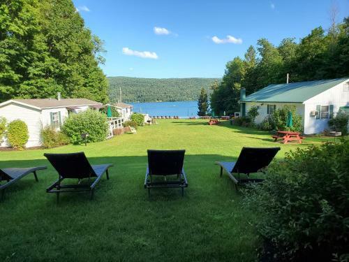 Lake View Motel