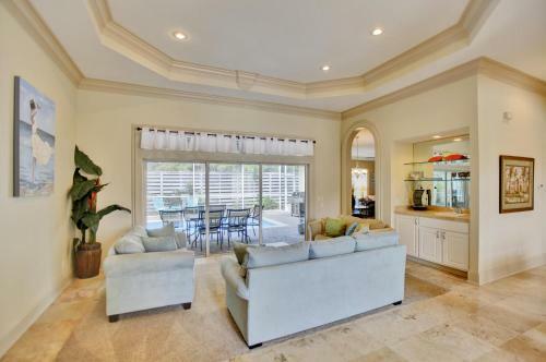 Destiny East Beach House By Panhandle Getaways