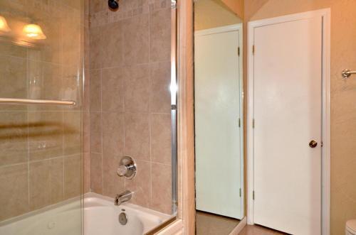 Beachwalk Villa 5095