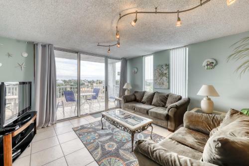 Dolphin Point #406a