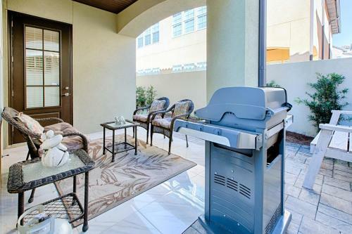 948b Miramar Beach Villas